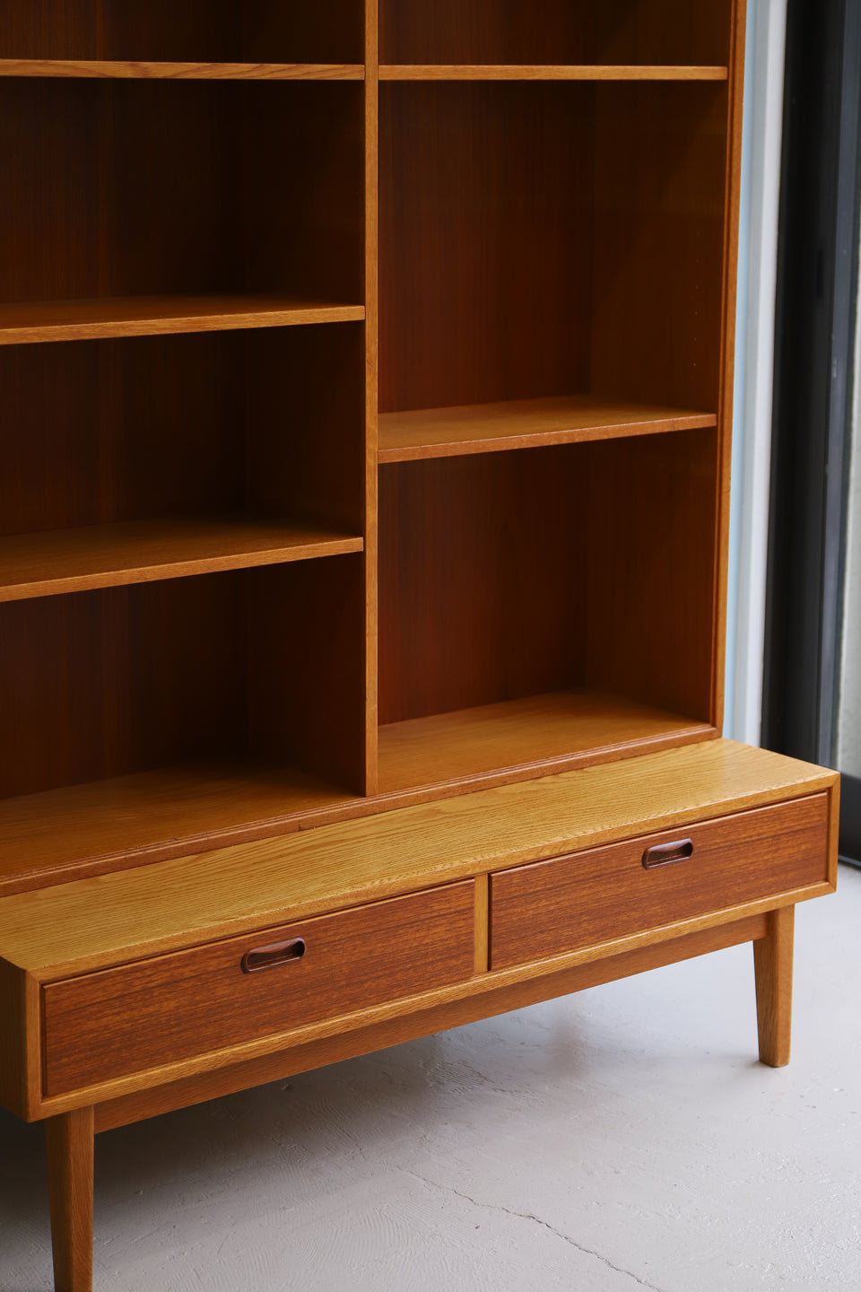 北欧ヴィンテージ ブックケース シェルフ オーク材 本棚 収納家具