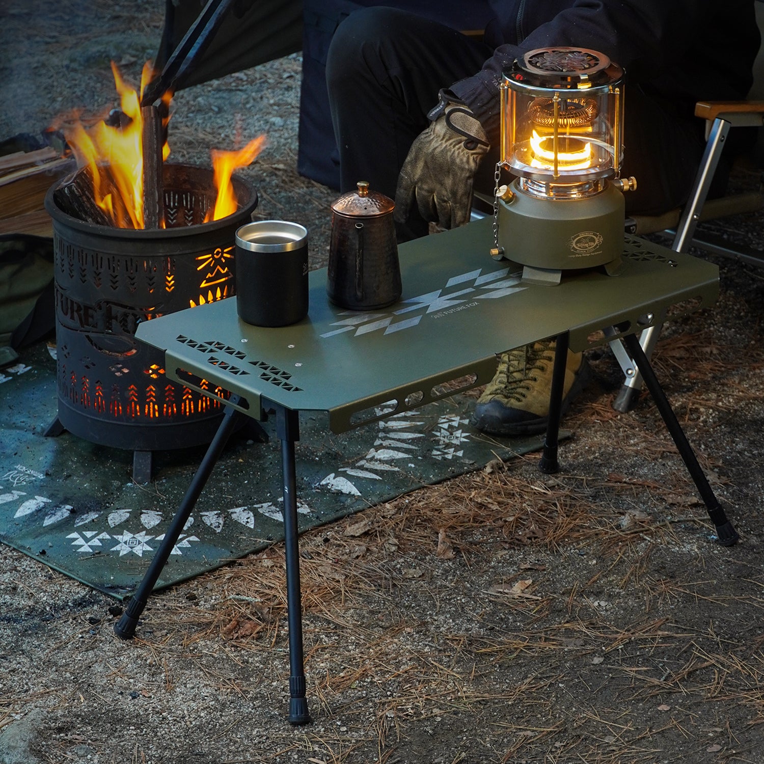 焚き火サイドテーブル – FUTURE FOX-OUTDOOR