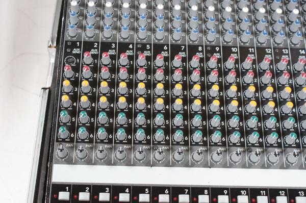 高額買取実施中!!】MACKIE アナログミキサー ONYX 1640 ▽ | 楽器買取