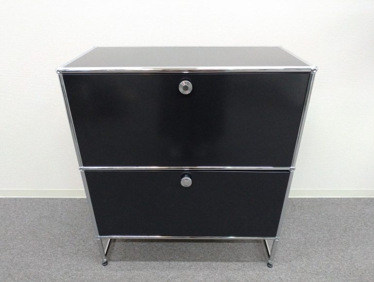 □USMモジュラーファニチャー□USMハラー キャビネット 黒 一列二段＋