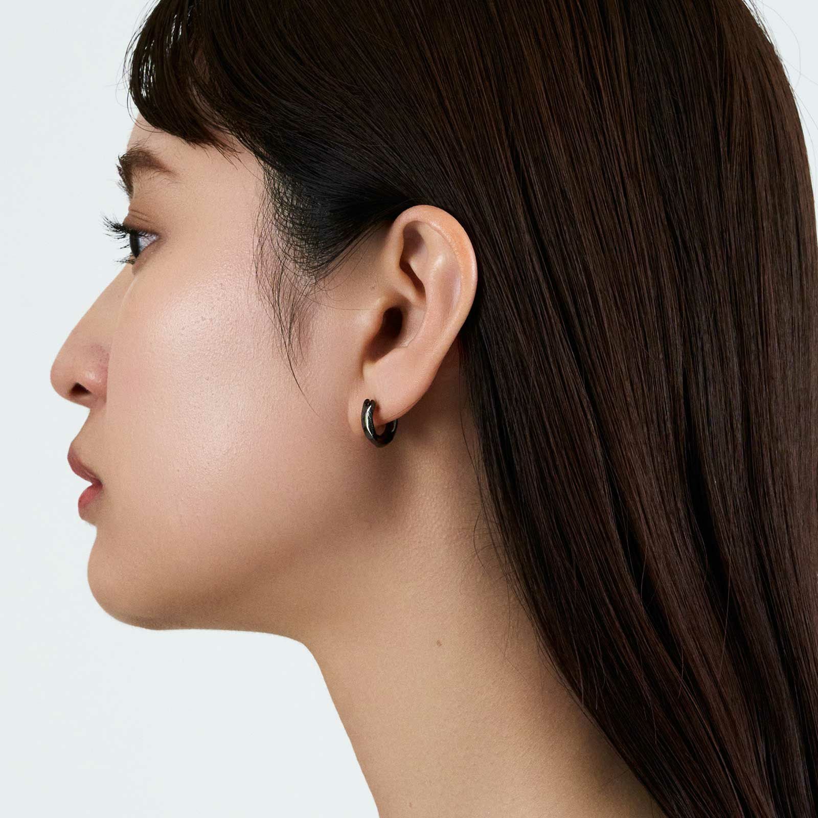 Crockery Pierce - BLACK | GARNI ONLINE STORE