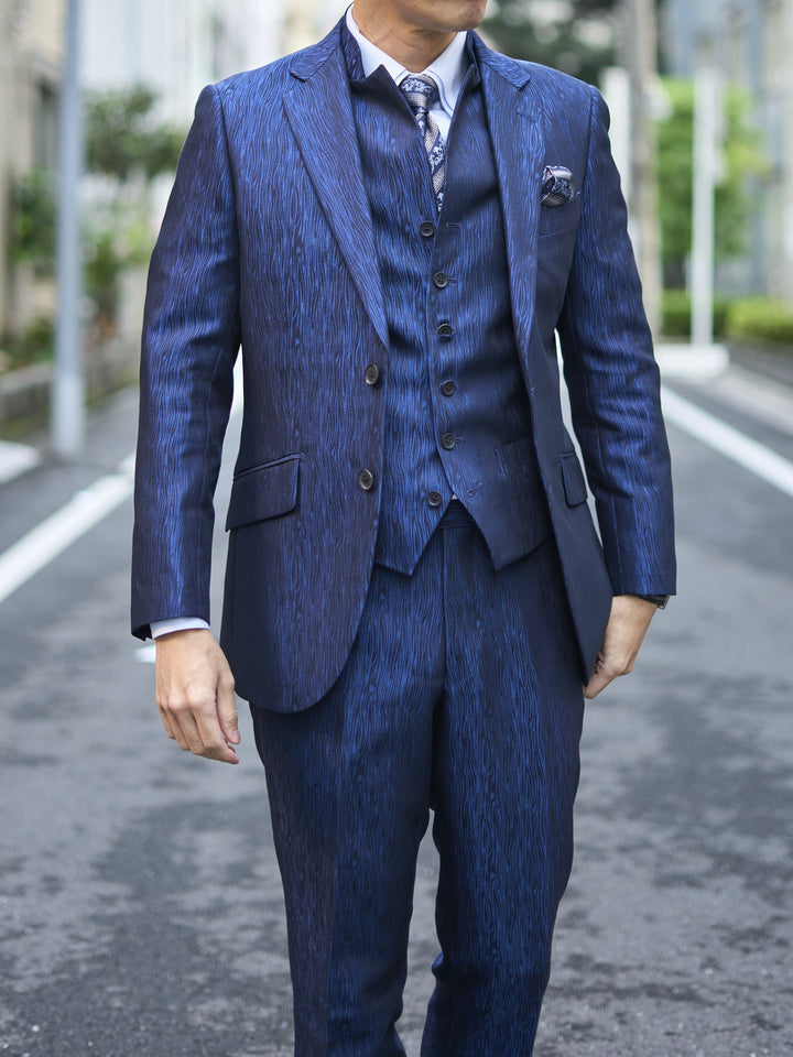 1111_image_0219_720x.jpg?v=