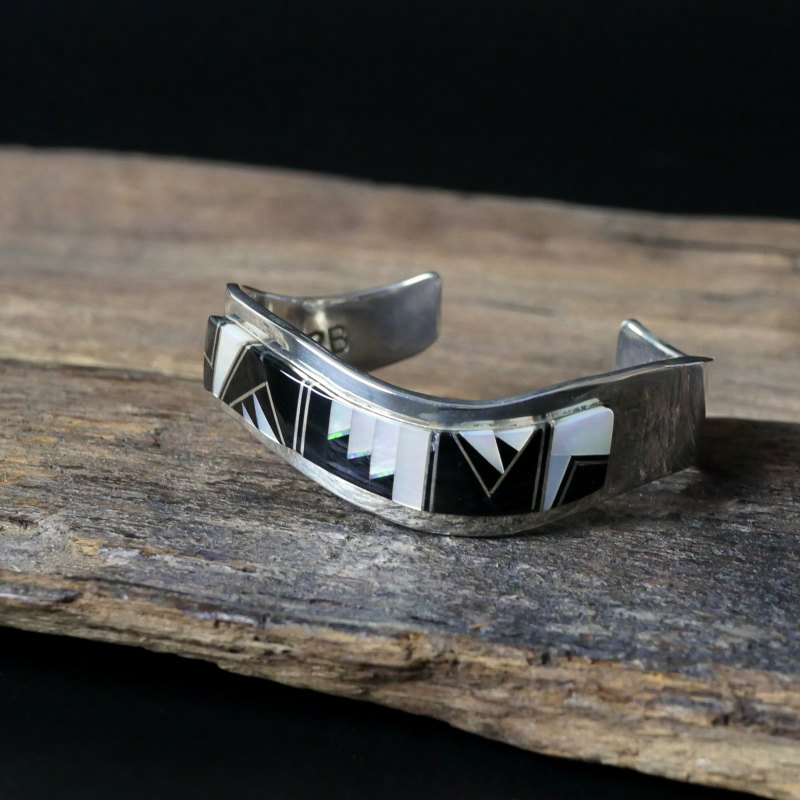 131mm エドワード＆パトリシアビセンティ インレイ バングル｜マライカ