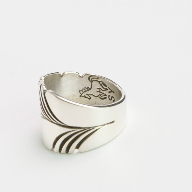 16号 スティーブイエローホース スタンプワーク リーフリング