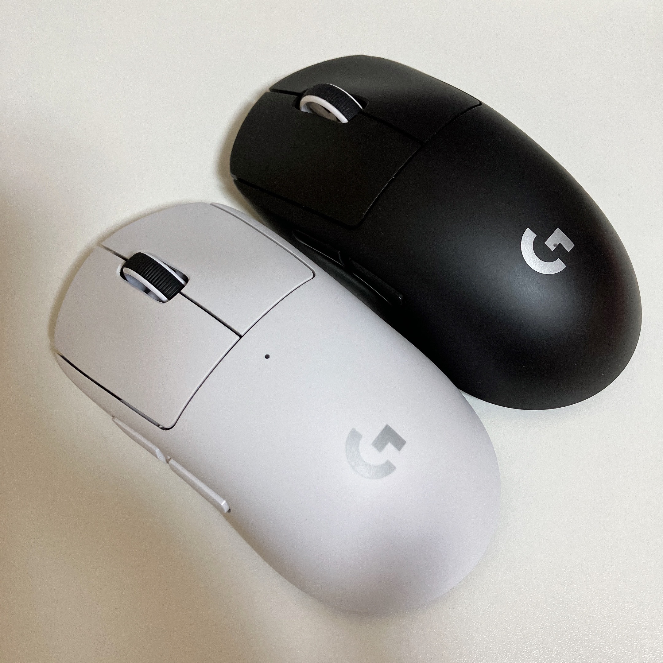 Logicool G PRO X SUPERLIGHT 2レビュー！旧型との違い、比較は