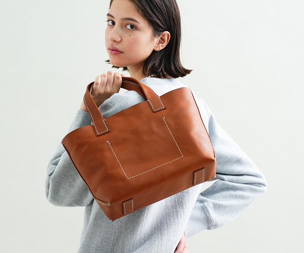 アマーノ トートバッグ M｜商品一覧 | 革財布、バッグのgenten