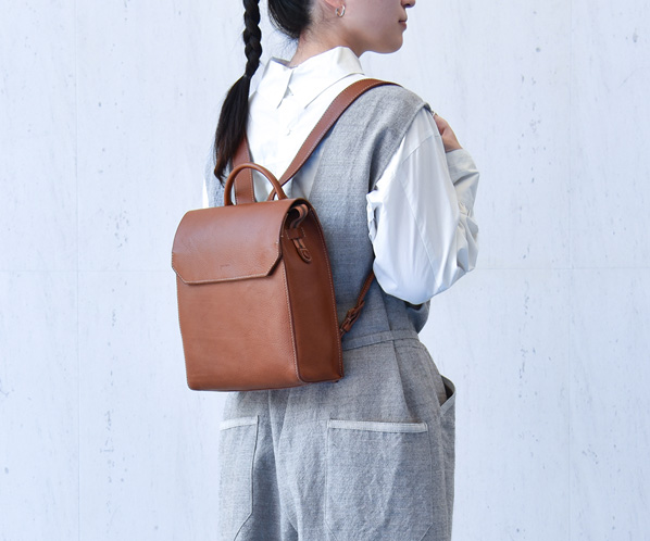 ミネルヴァ コンパクトリュック｜商品一覧 | 革財布、バッグのgenten