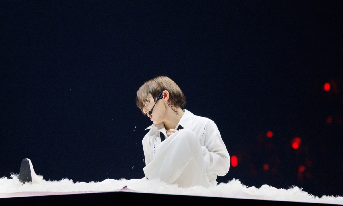 最初から最後まで山田涼介を堪能していただけたら」シックで華やか