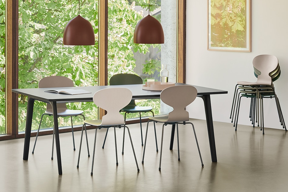 Ant chair Lacquer（アントチェア ラッカー）/ FRITZ HANSEN（フリッツ