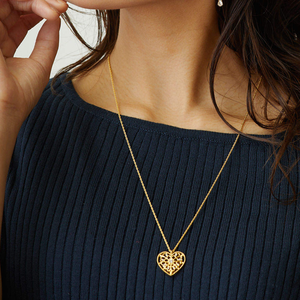 ノジェス ハートチャームとロングネックレス NOJESS - ノジェスハート