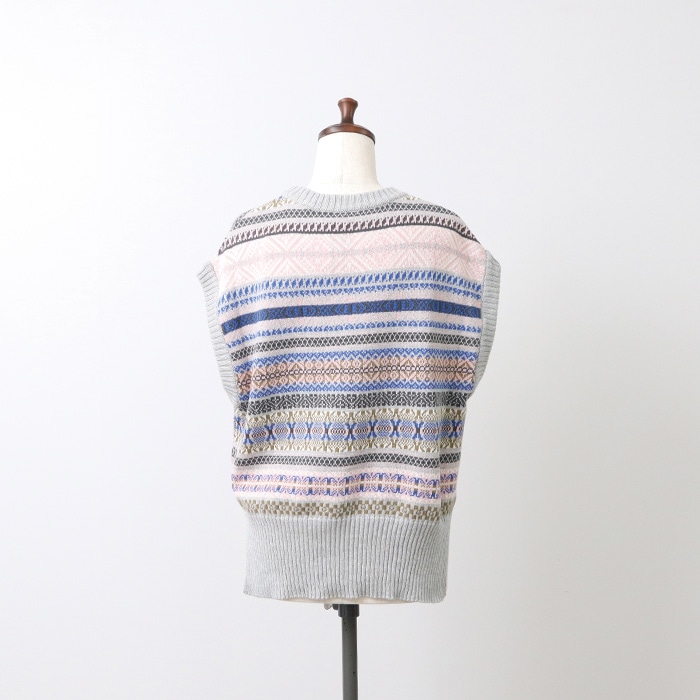 NARU(ナル) コンパクトヤーン フェアアイル柄ニットベスト 654706