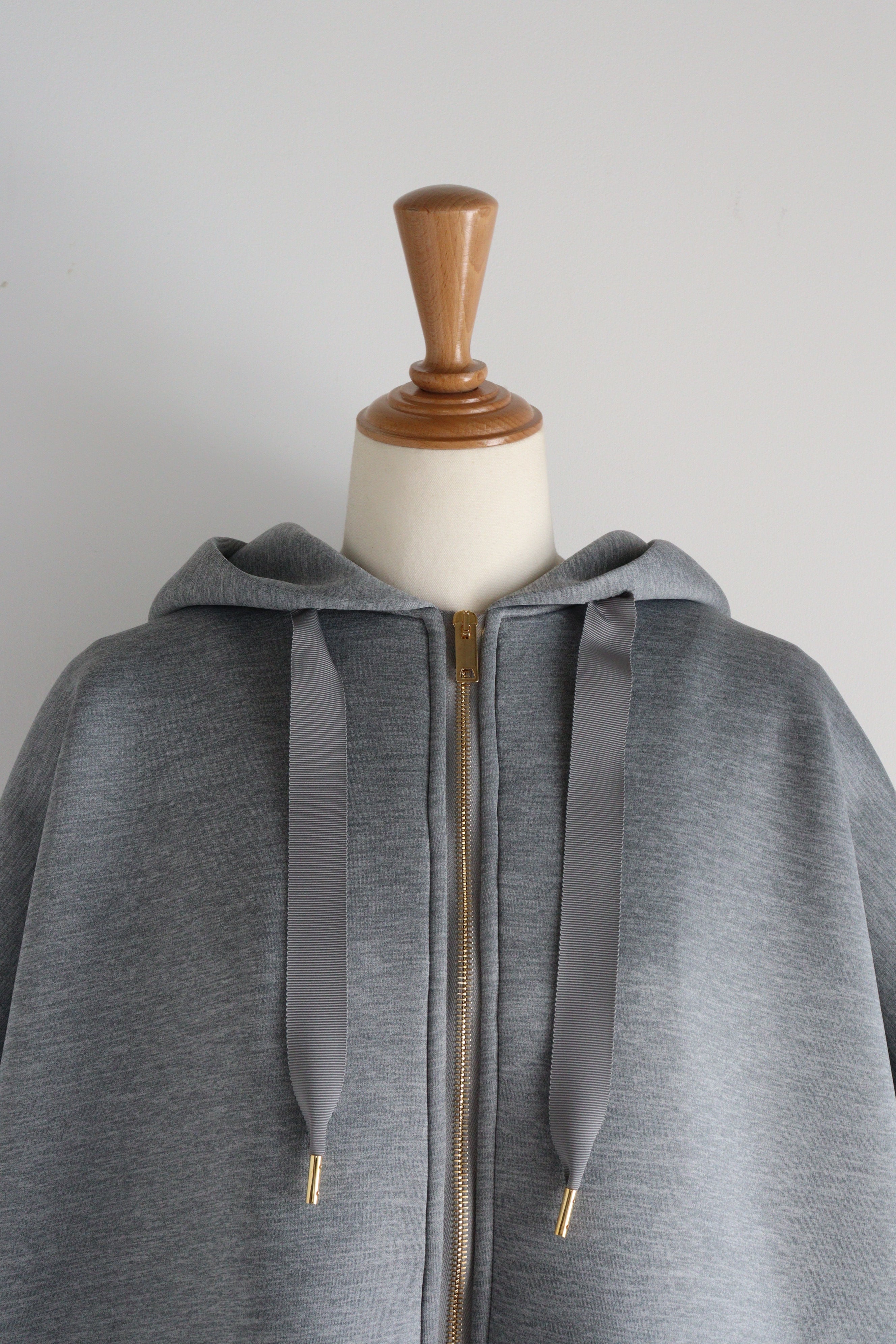 St.cecilia ビッグシルエットパーカー– GIRLISH