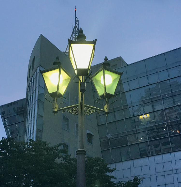 ガス燈（富山市・松川べり） | GOOD LUCK TOYAMA｜月刊グッドラックとやま