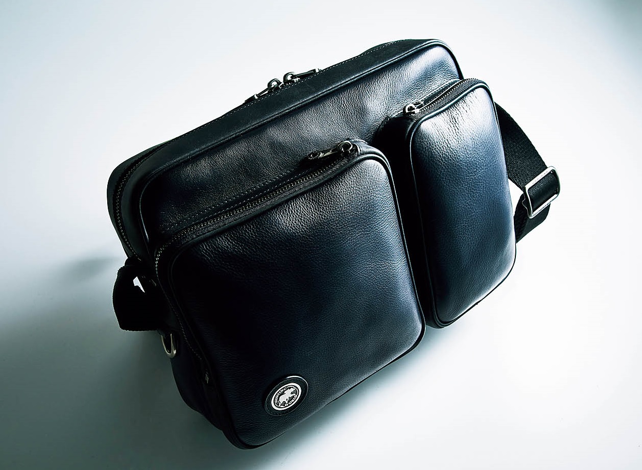 ハンティング・ワールドの最高峰ライン｢バチューレザー｣コレクション