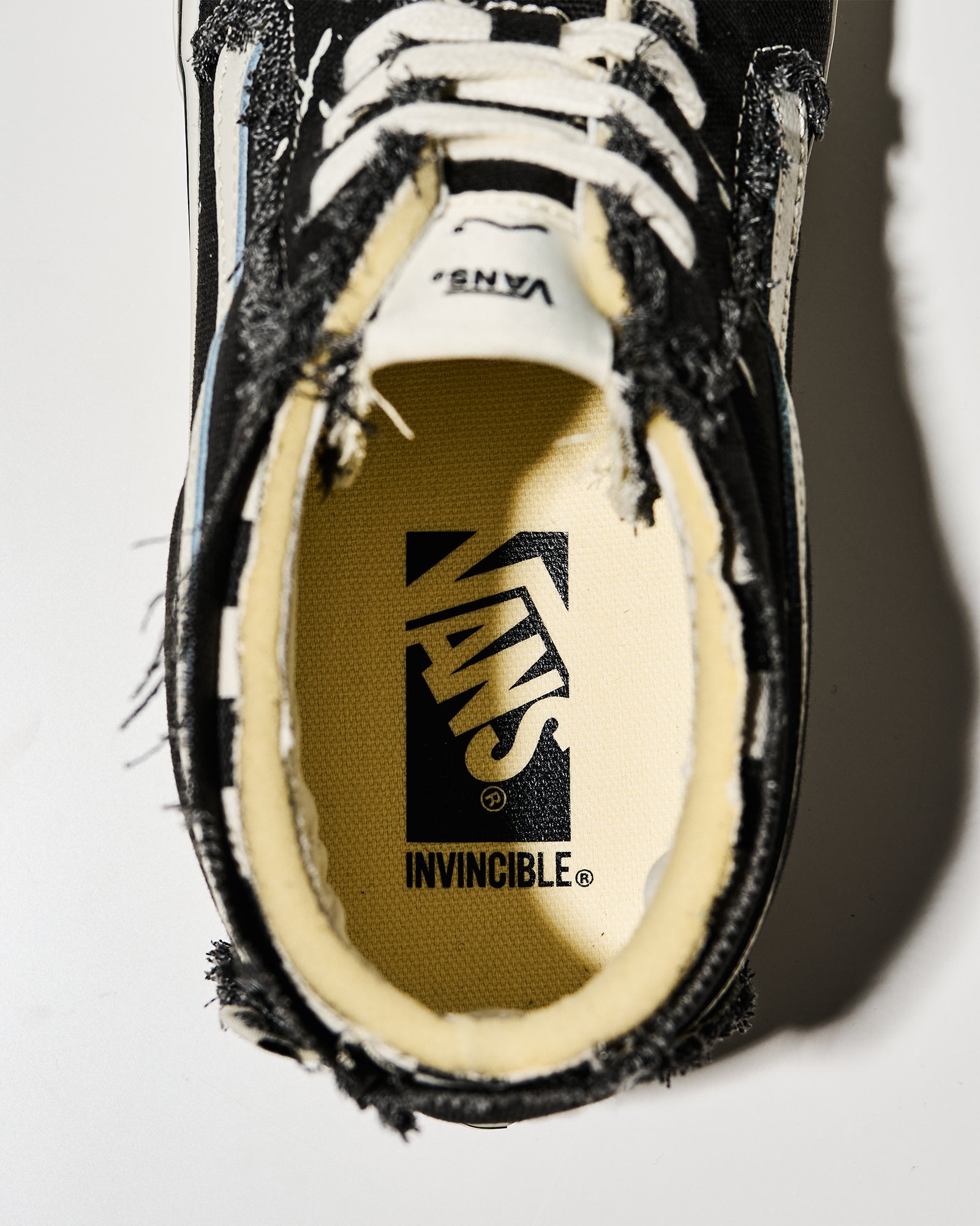 LX SK8 MID FRAYED (INVINCIBLE EXCLUSIVE) – INVINCIBLE | Official