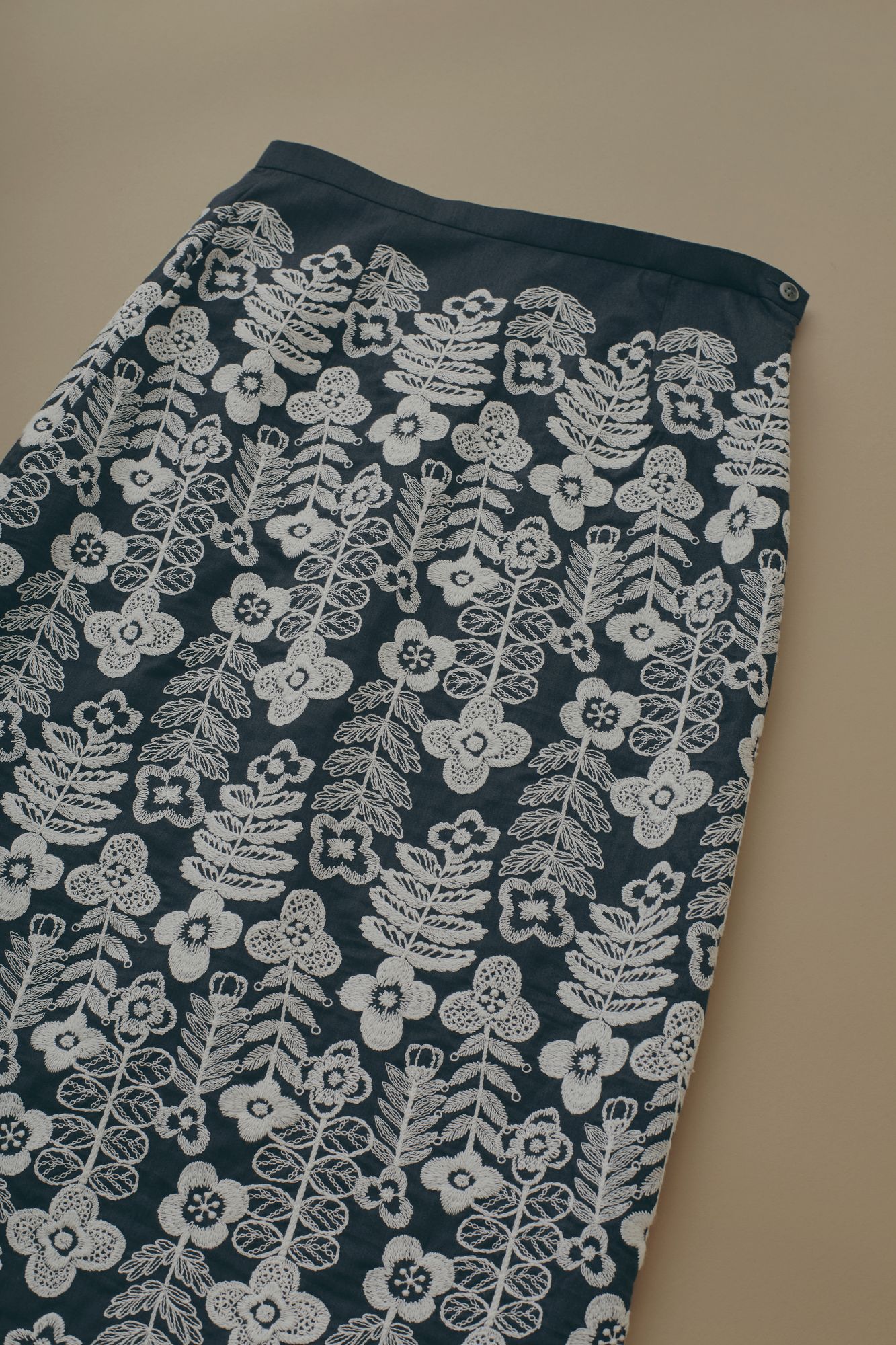 swing garden タイトスカート - minä perhonen