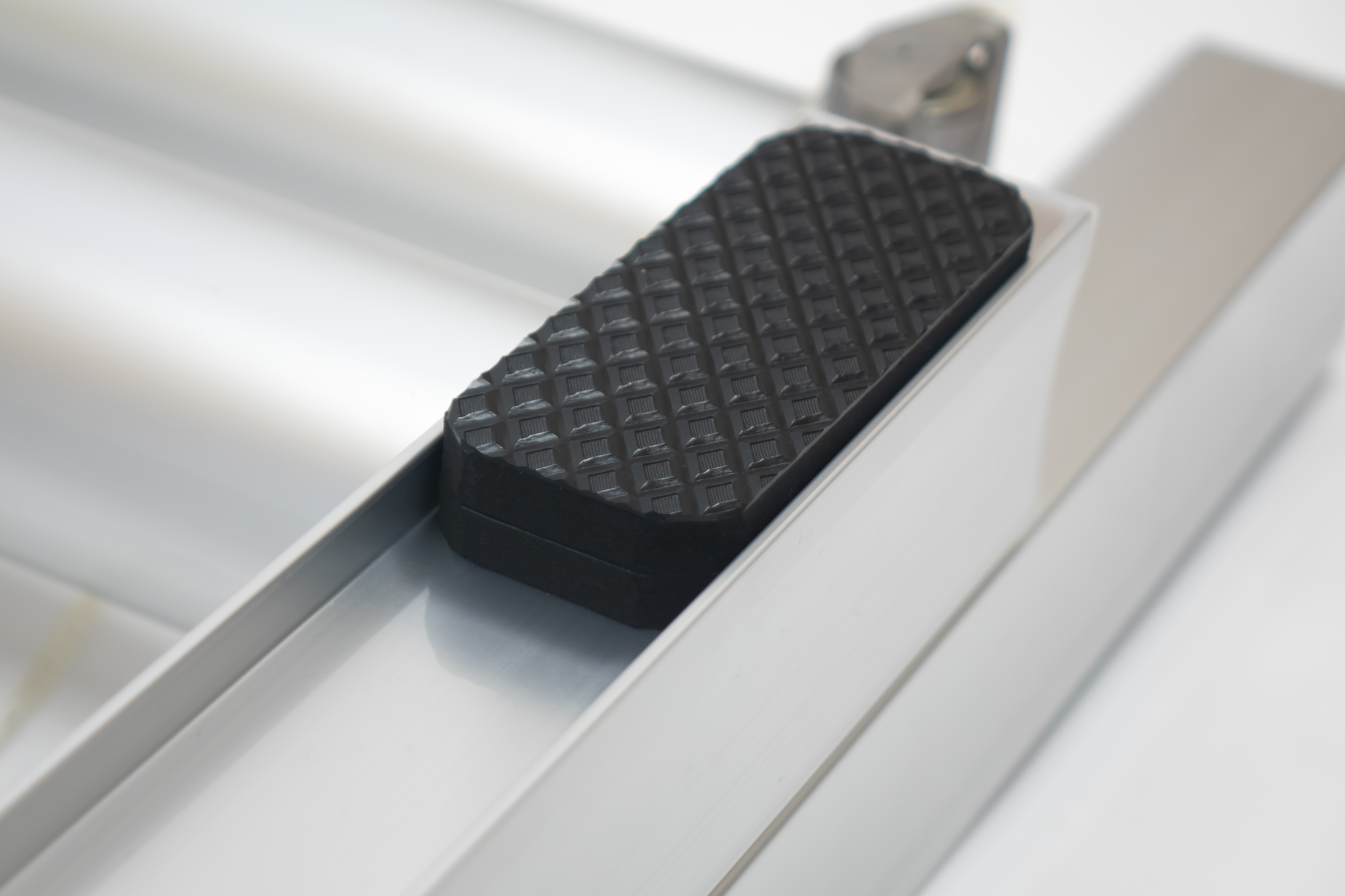 新製品発売のお知らせ「GT-Roller T1」 │ GROWTAC