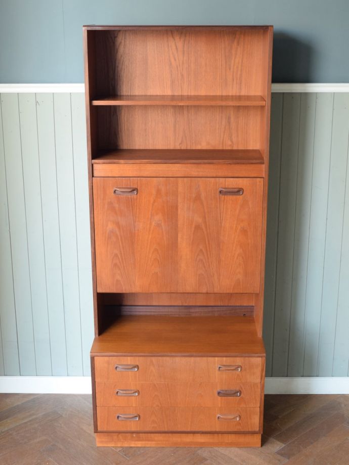 G-PLANフレスコシリーズのビンテージキャビネット、便利に使える