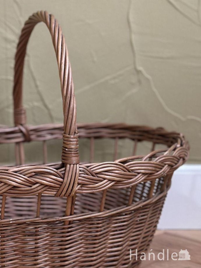 英国アンティークおしゃれなアンティーク、透かし編みデザインが可愛い