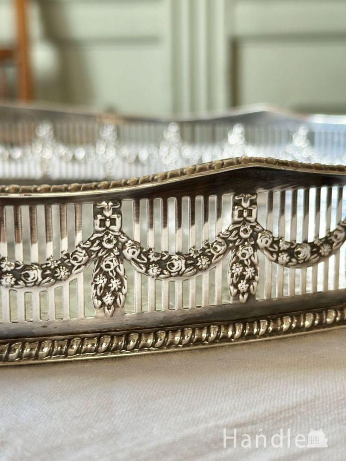 VINERSの美しいアンティークギャラリートレイ、最高級シェフィールドの