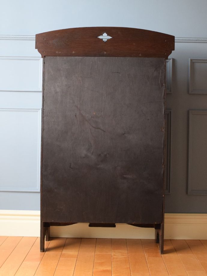 イギリスから届いたアンティークの本棚付きデスク、オーク材の