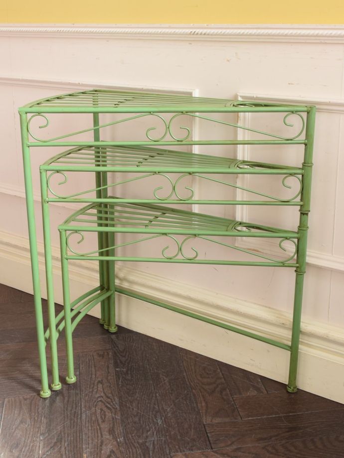 フランスアンティーク調のフラワースタンド、グリーン色のおしゃれな