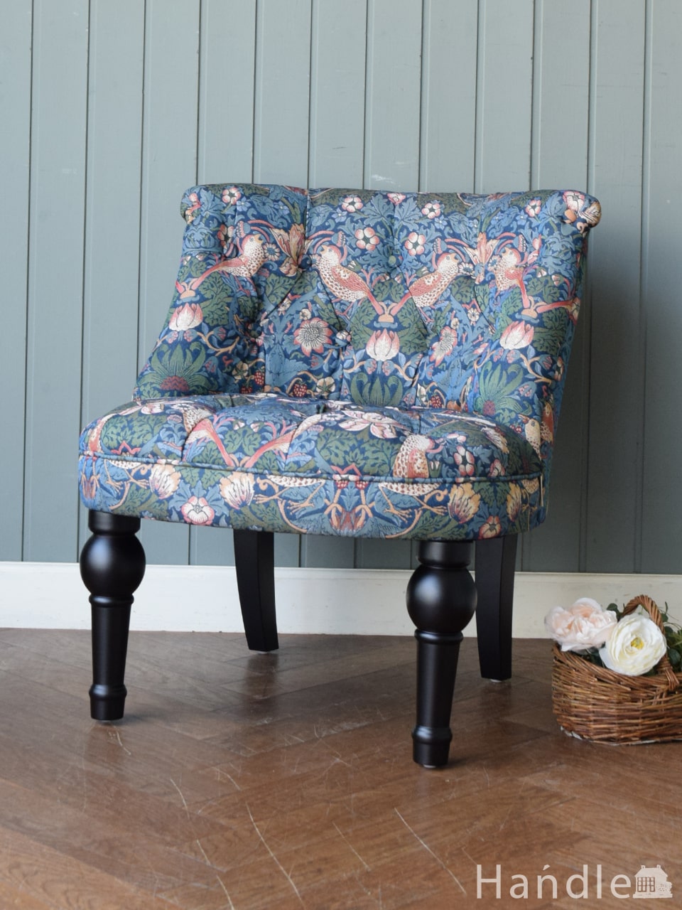 コントワール・ドゥ・ファミーユのおしゃれな椅子、フレンチストライプ