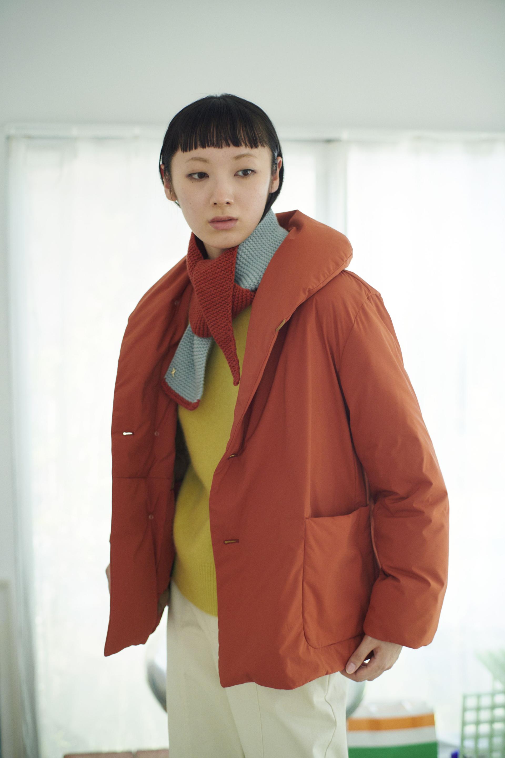 パラスパレス今季品2回着用ダウンショール襟ショートコートベージュ