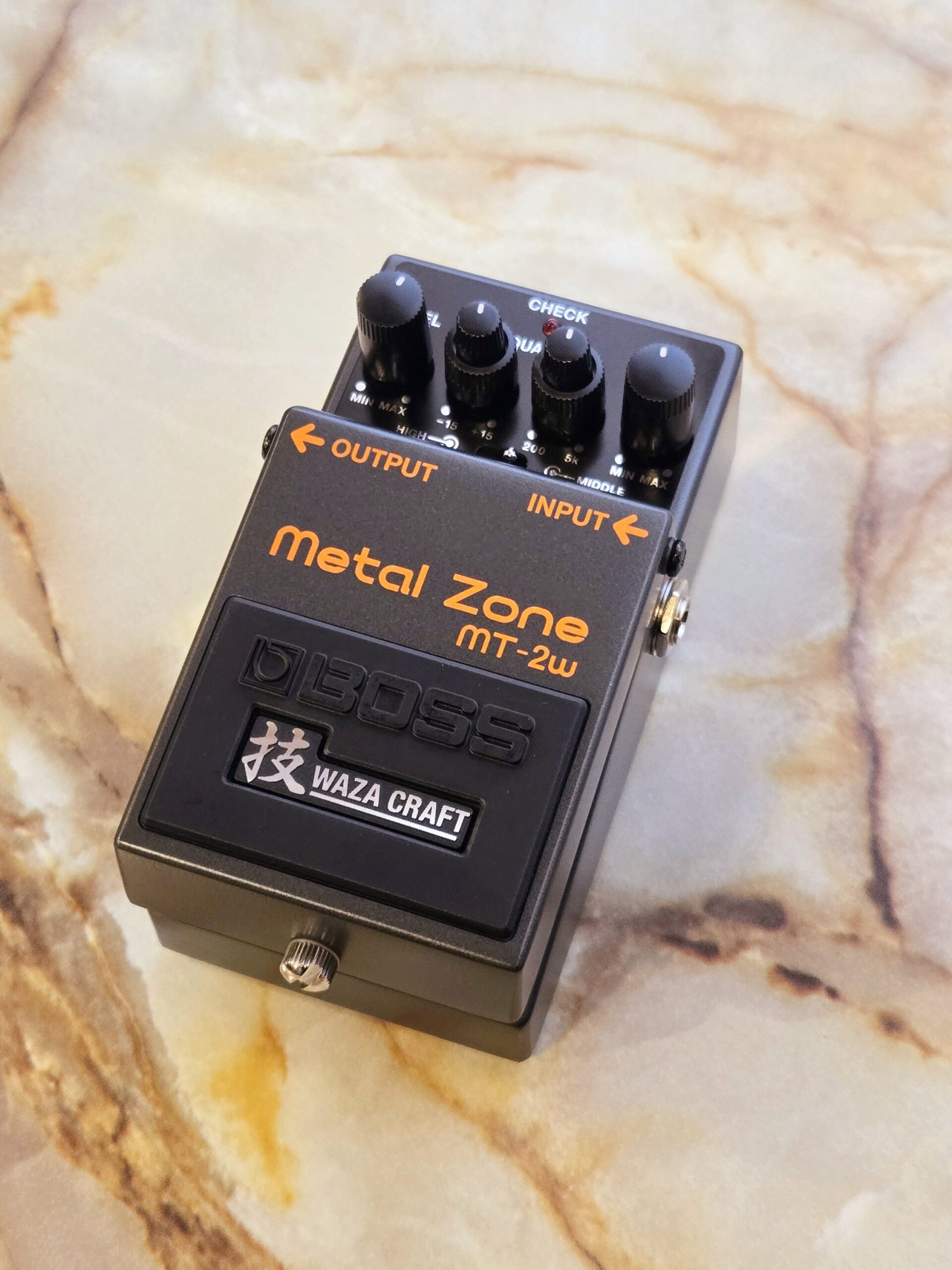 BOSS『MT-2W Metal Zone』ディストーション 日本製 – Haluna Guitar Studio