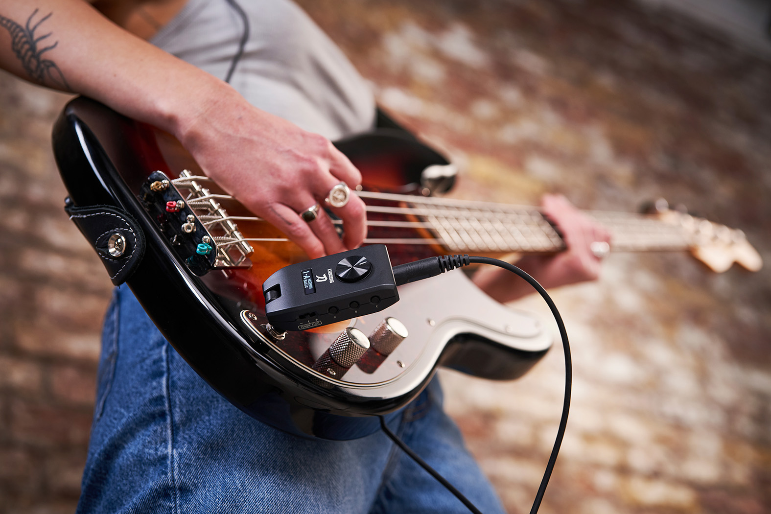 BOSS『KATANA:GO』ヘッドフォン用ギターアンプ – Haluna Guitar Studio