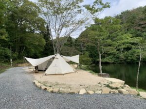 DCM『ソロドームテント』は広くて本格的！コスパ最強ソロテントを