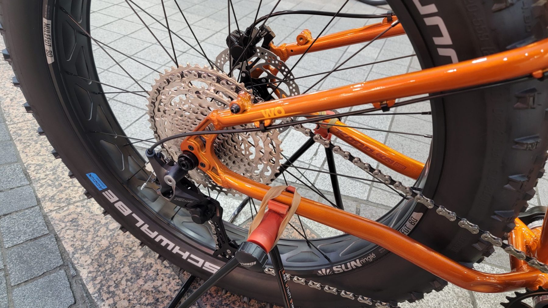 本格スペック！ファットバイクWO（ウォー）展示中です！｜バイク