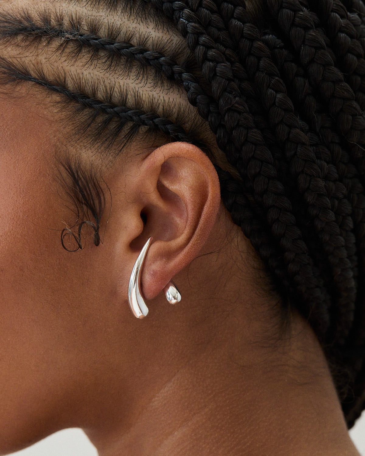 abrazo earring – Hernan Herdez