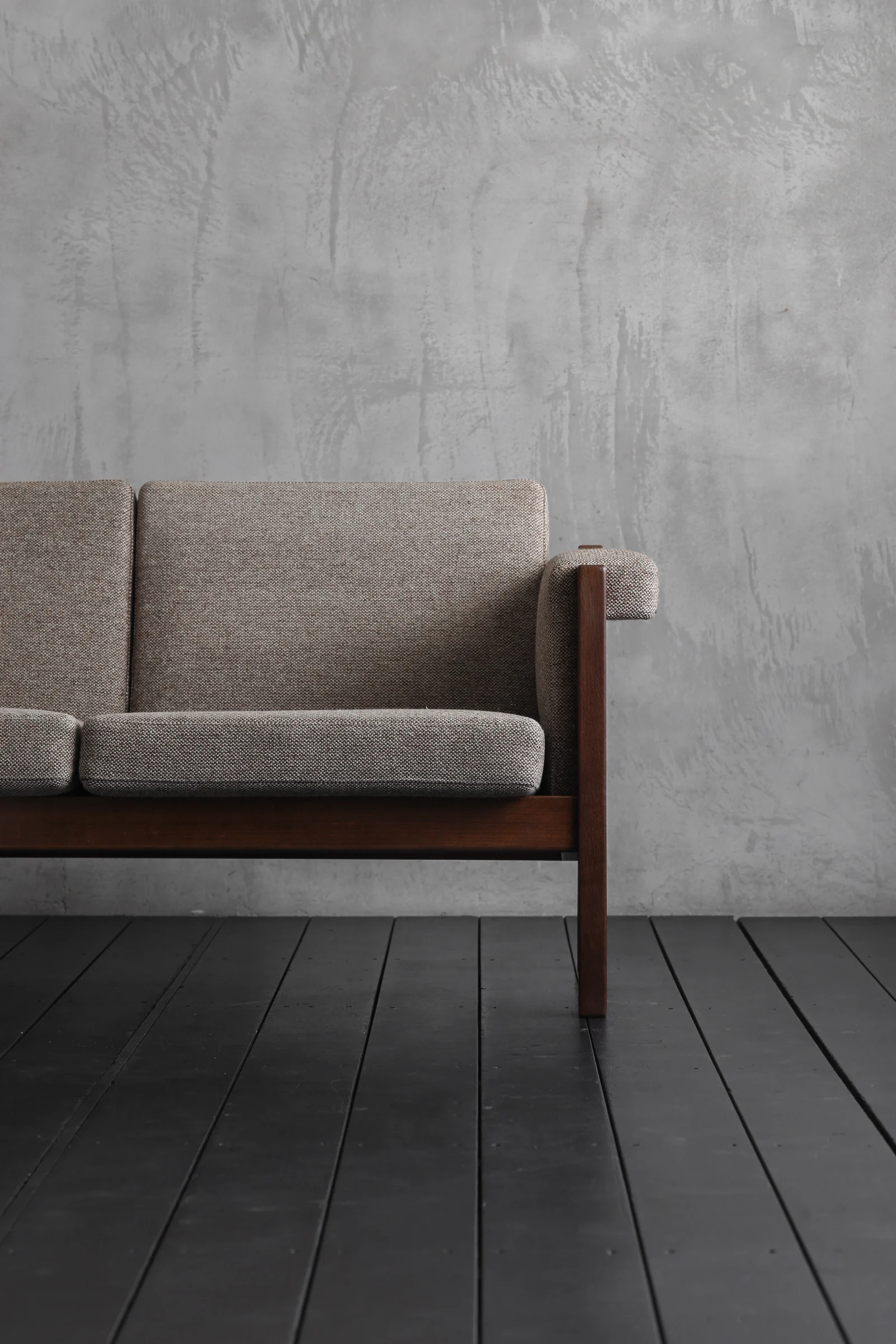 3 Seat Sofa Hans J Wegner - HIKE