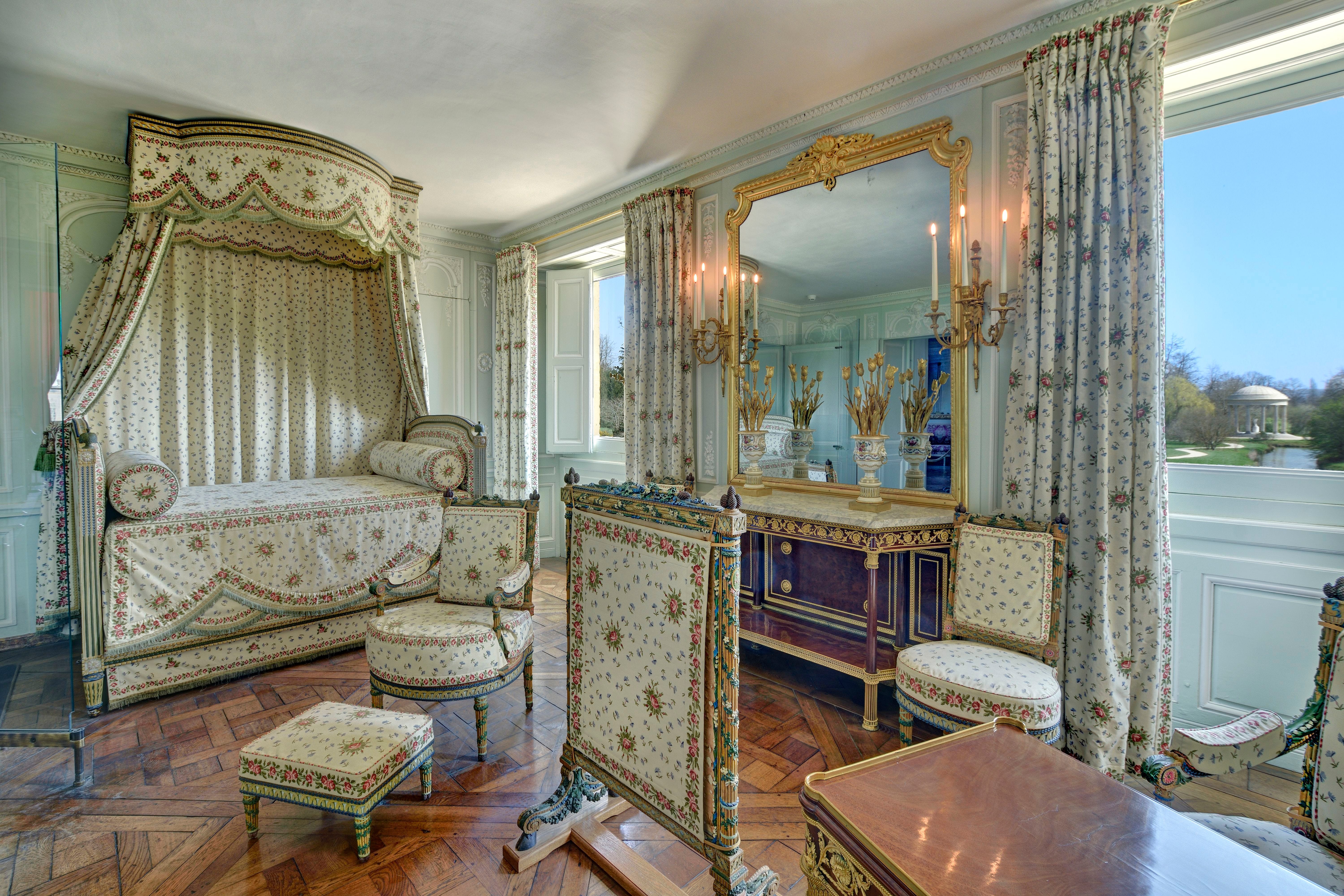 ヴェルサイユ発】マリー・アントワネットの2つの寝室にインテリア
