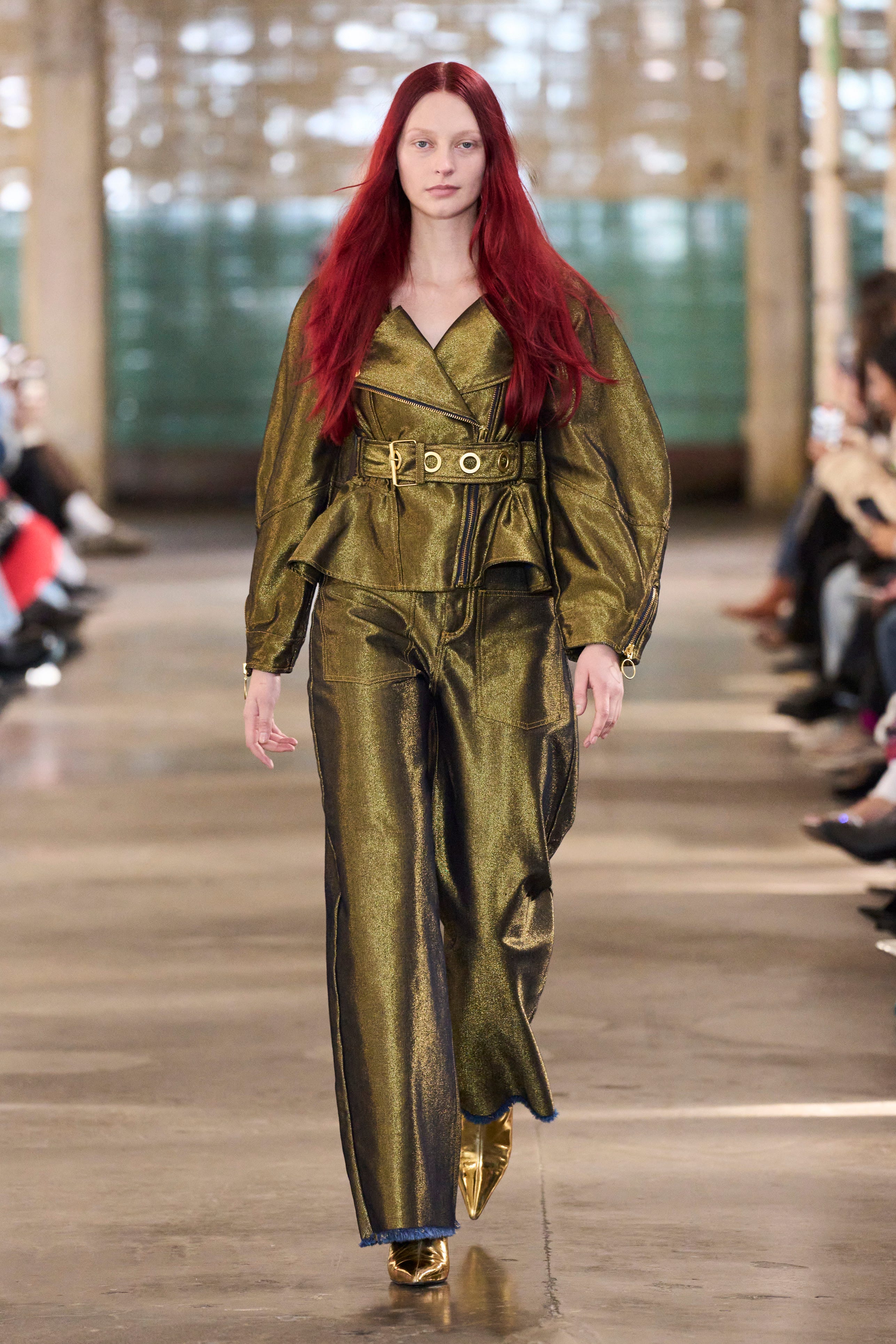 マルケスアルメイダ（MARQUES ALMEIDA）2024-25秋冬コレクション