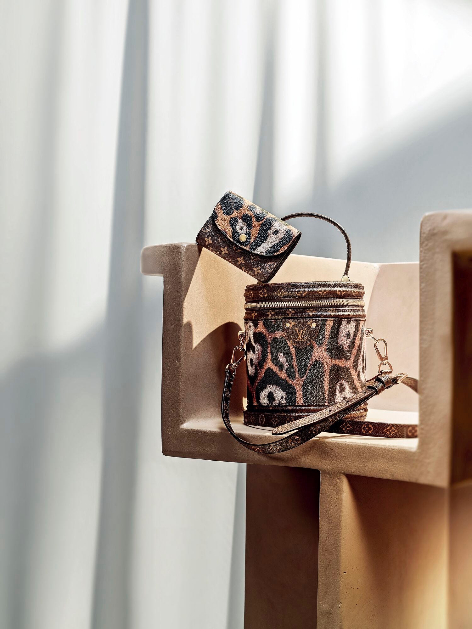 ルイ・ヴィトン」の「伊勢丹新宿店」限定アイテム｜“モノグラム