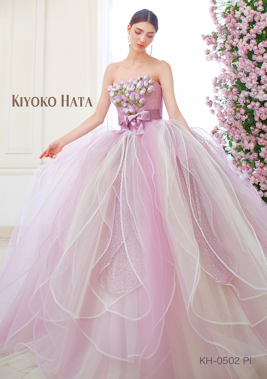 カラードレス | ドレスカテゴリー | 広島ブライダル館