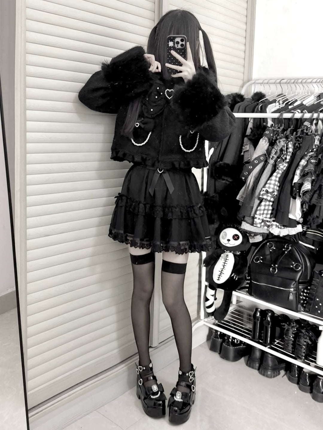 Black Jirai Kei Short Coat, Detachable Faux Fur Collar – Honey