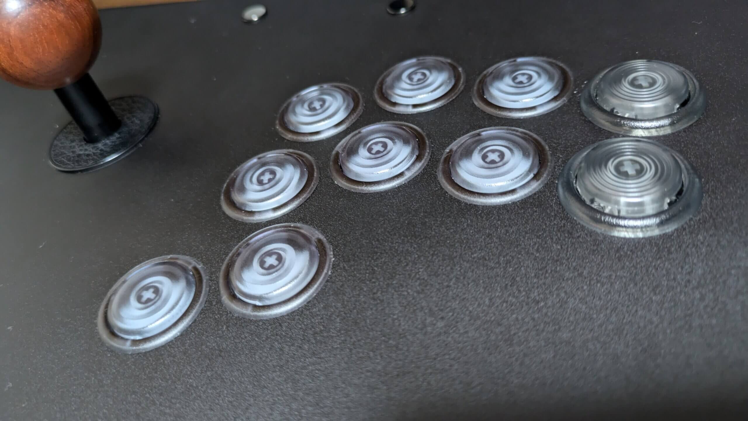 PWS FS-24』レビュー。次世代の増設済みアケコンの先駆けとなる存在