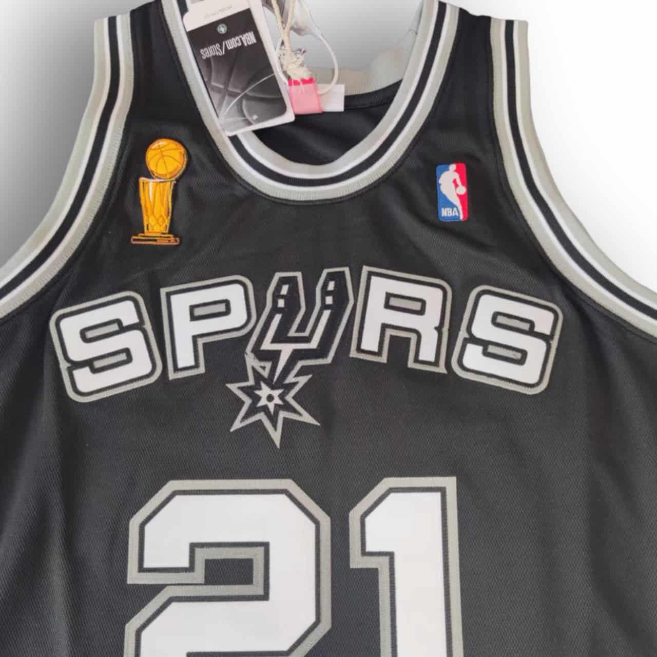 Tim Duncan San Antonio Spurs 2002-2003 NBA Finals Edition Hardwood
