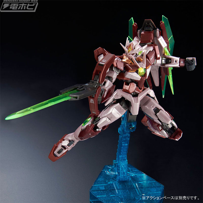 機動戦士ガンダム00』ダブルオークアンタ（トランザムモードカラー）が