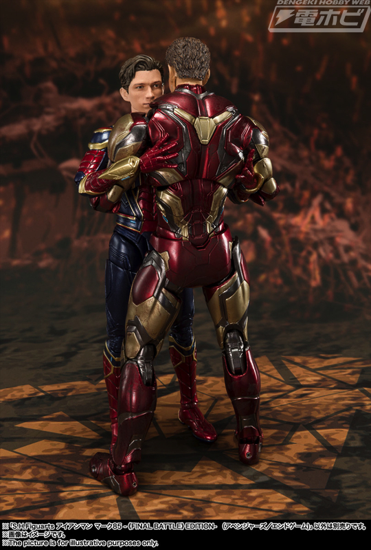 アベンジャーズ／エンドゲーム』最終決戦仕様のアイアンマンや