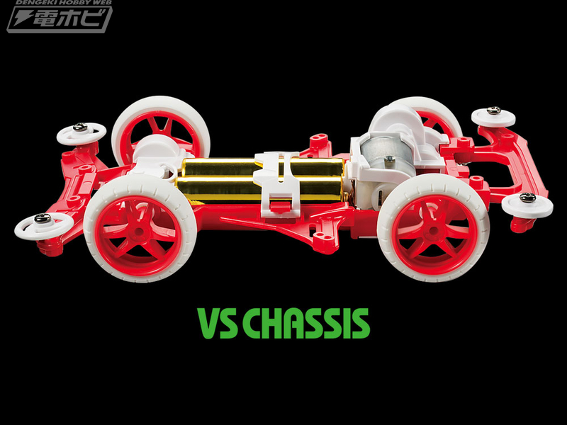 サンタさんがコースを爆走！メタリックグリーンのボディと紅白の