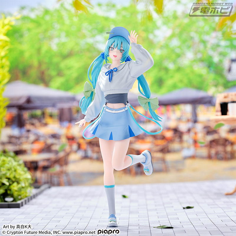 真白K大」氏によるイラストを再現した「初音ミク」のリアルフィギュア