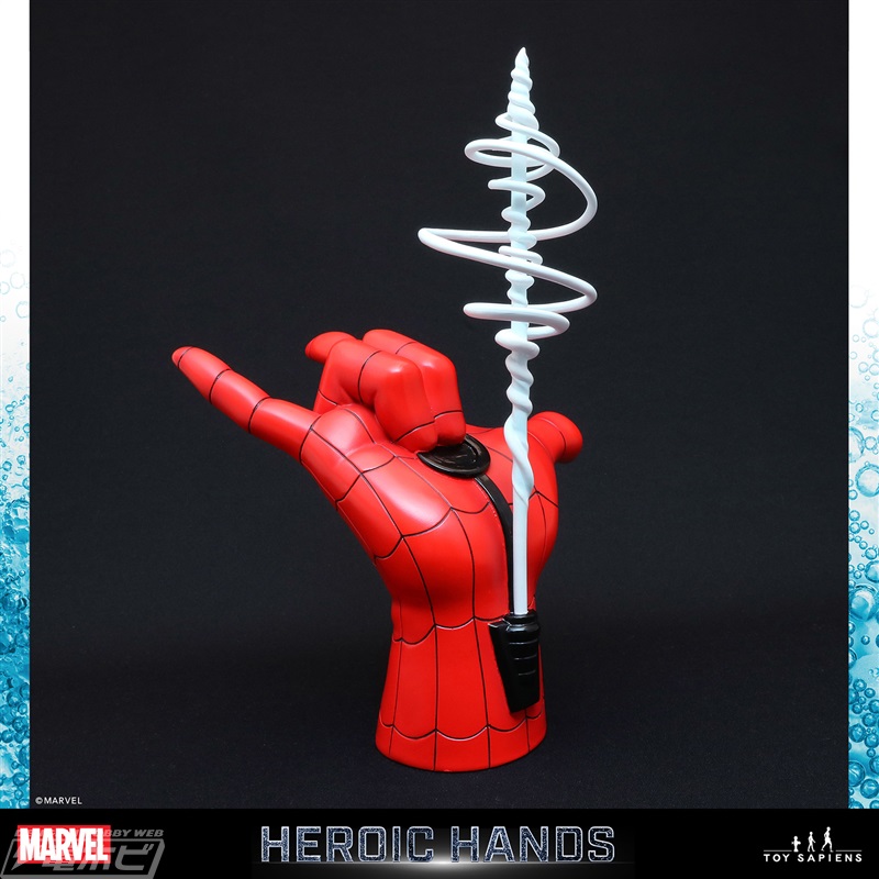 アイアンマンやデッドプールなどヒーローの「手」が原寸大でフィギュア