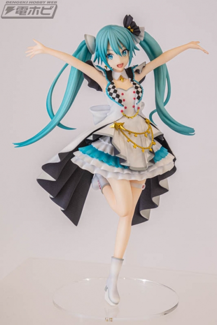 本日は「初音ミク」14周年記念日！可愛すぎる衣装を身にまとったミクの