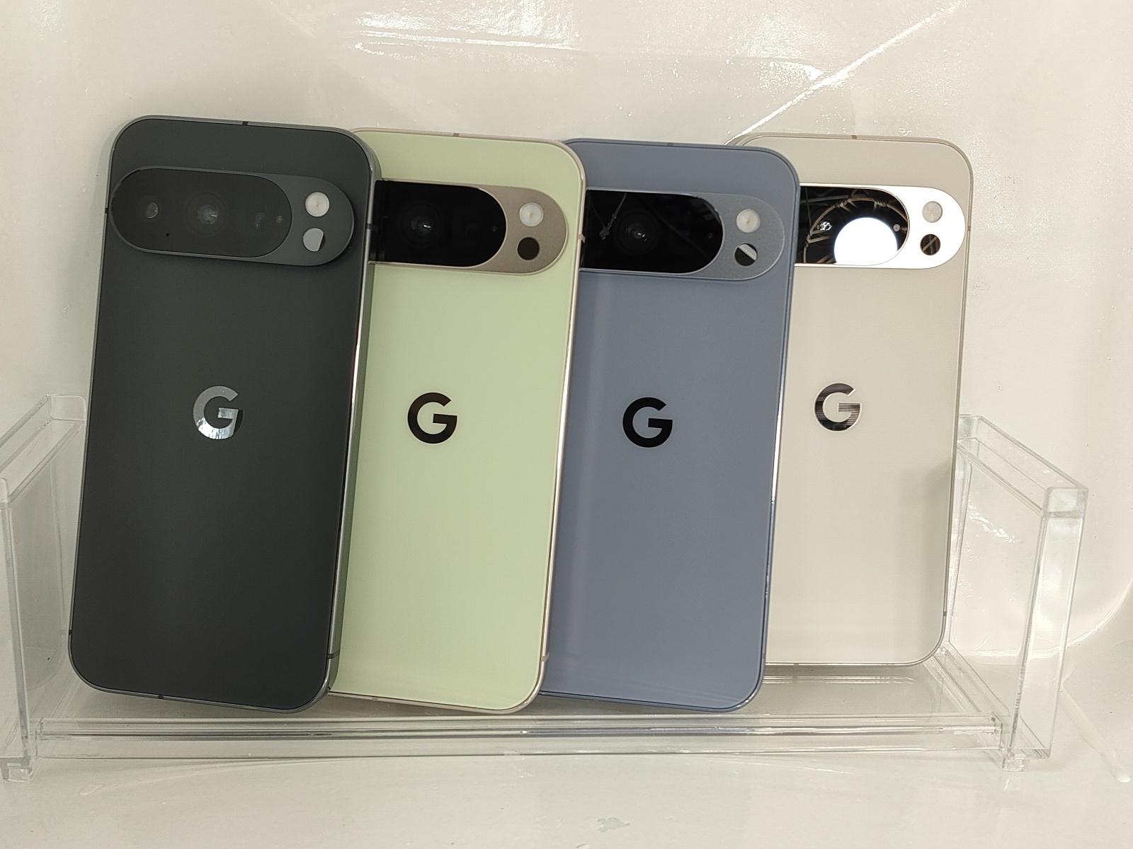 Google Pixel10 PRO モックアップ - モックセンター