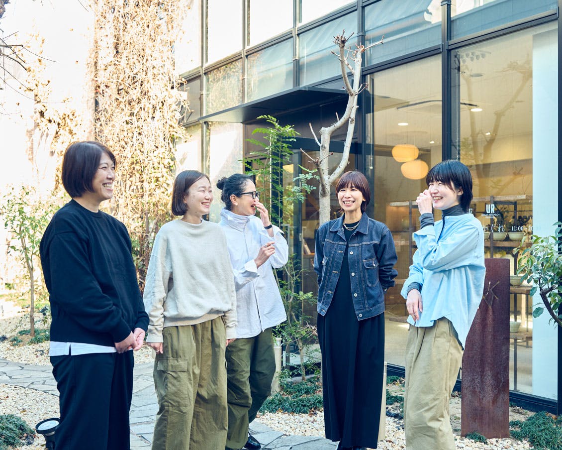 l1011932-2_1.jpg?auto=format,