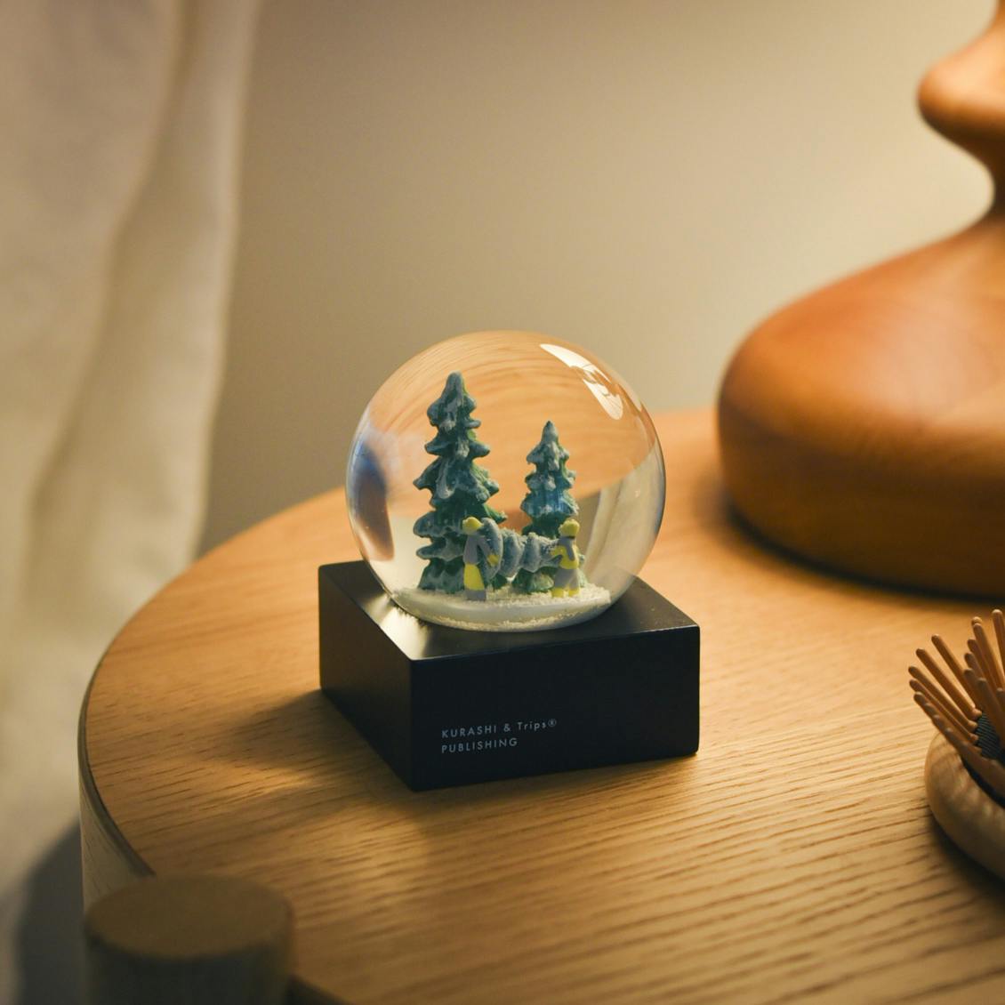 数量限定】スノードーム 2019 「ツリーがわが家にやってくる」 - 北欧